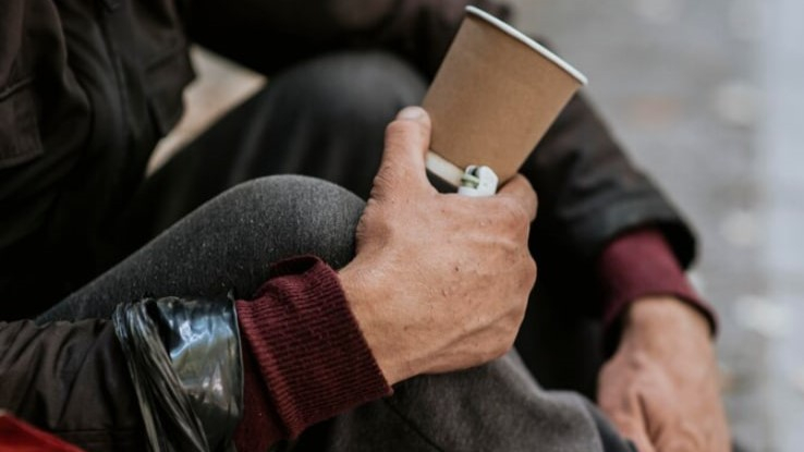 Такой задачи нет. Цель властей — не повысить уровень жизни молдаван, а закрутить гайки